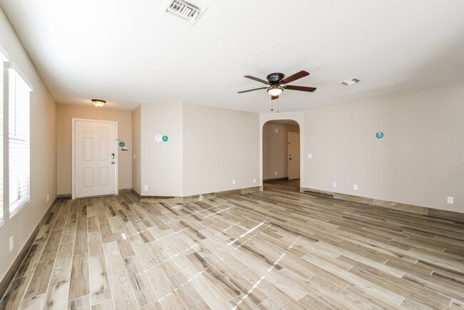 Photo - 10548 W Angels Ln