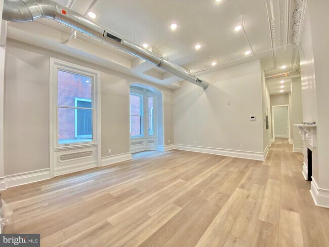 Photo - 1824 Chestnut St