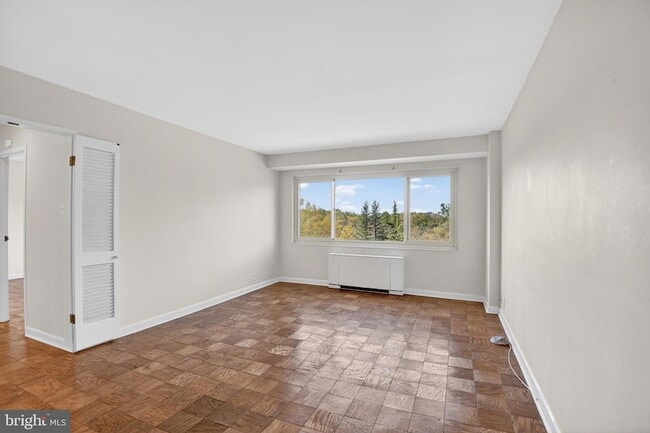 Photo - 4201 Cathedral Ave NW Unidad 1012