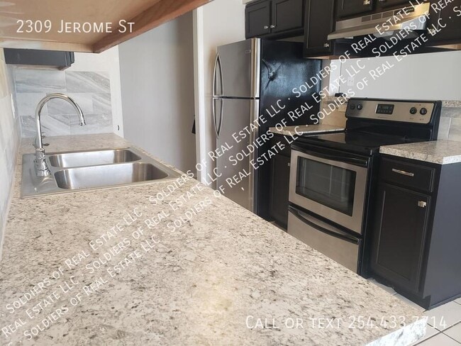 Photo - 2309 Jerome Dr