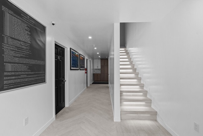 Photo - 7945 Yolanda Ave