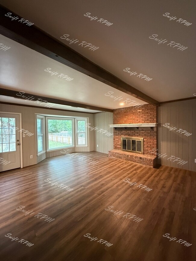 Photo - 11642 Grant Dr