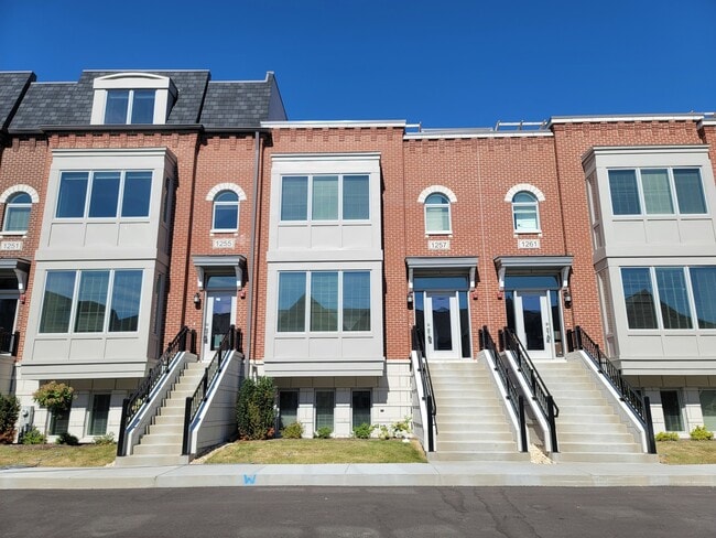 Building Photo - 1257 Gateway Ct Rental