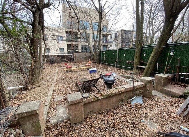 Building Photo - 92 Harman St Unit 1 Rental