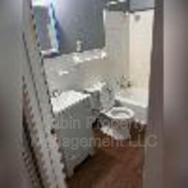 Photo - 2884 Coach Dr Unit Apt 4