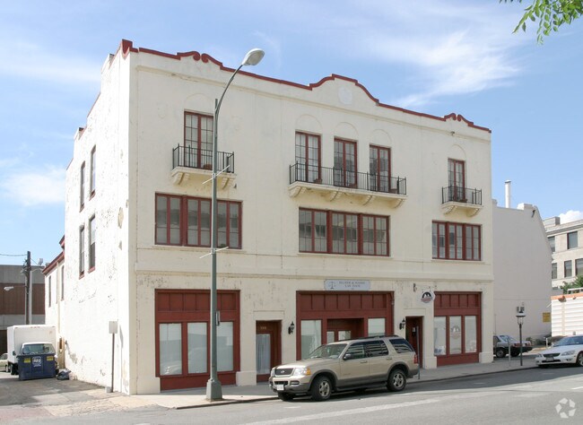 Photo - Palmer Law Building Apartments