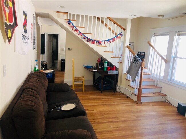 Photo - 18 Stockwell St