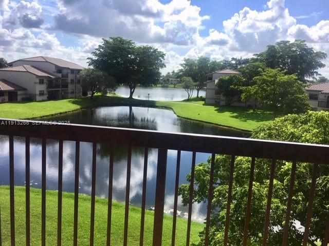 Building Photo - 9925 Nob Hill Pl Unit 9925