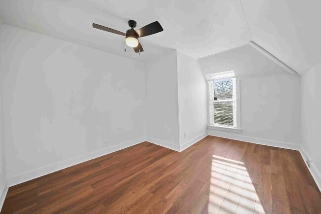 Photo - 153 1/2 N Main St Unidad 2