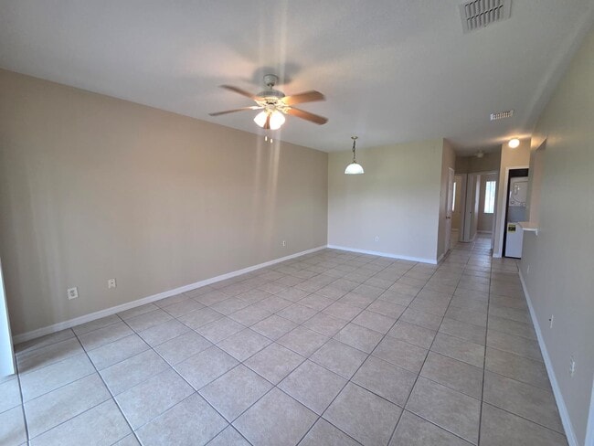 Photo - 489 Las Cortes Ln