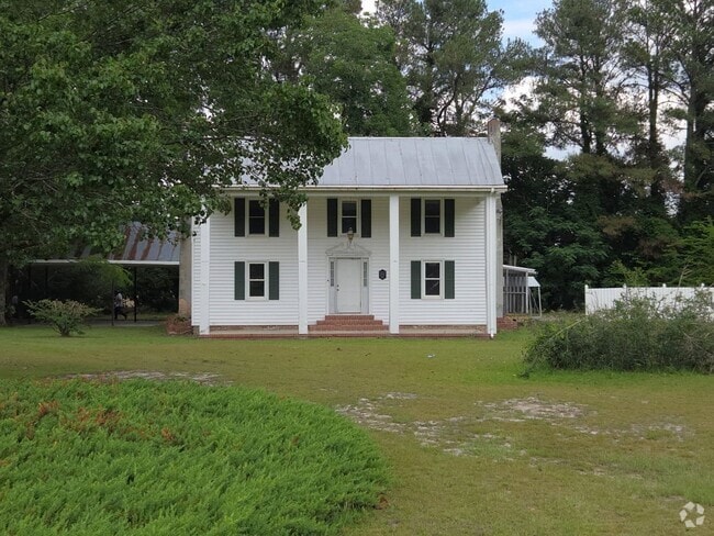 Building Photo - 1435 Garner Chapel Rd Rental