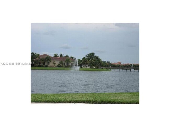 Photo - 2564 Centergate Dr Unidad 106