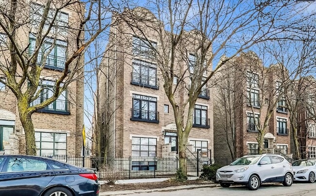 Photo - 1343 N Mohawk St Unit 2N