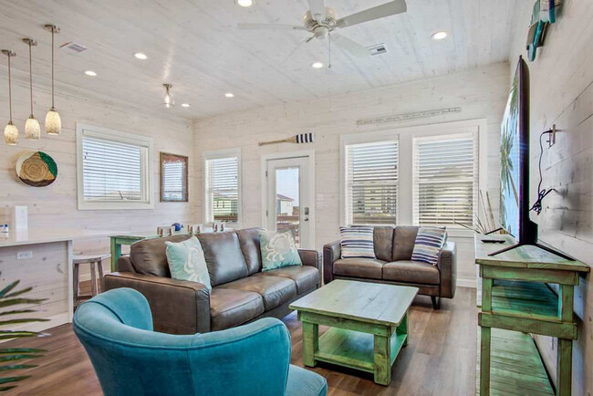 Building Photo - 5497 TX-361 Rental