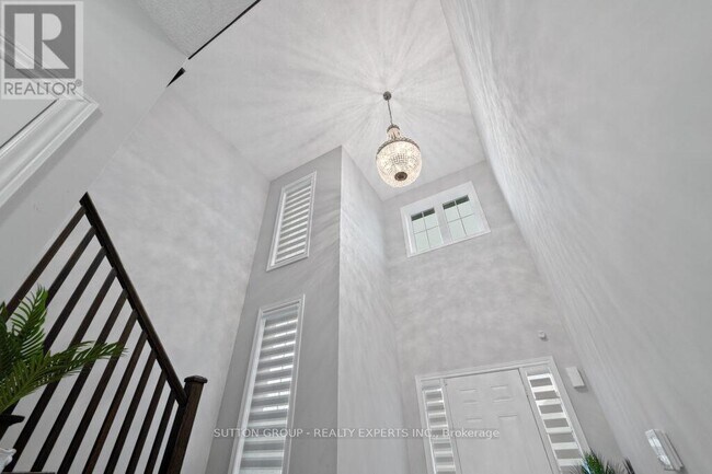 Photo - 4466 Saw Mill Dr