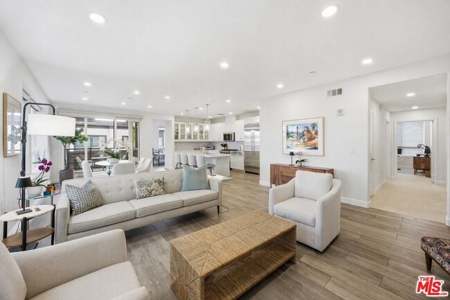 Photo - 12510 W Fielding Circle Unit 6