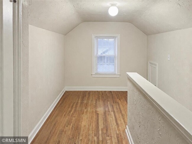 Photo - 3919 Polk St NE