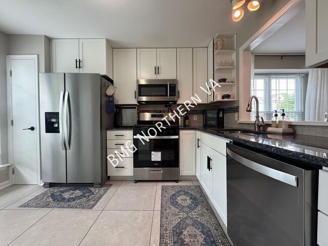 Photo - 301 Bridle Crest Square NE