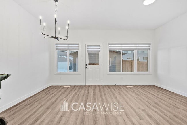 Photo - 17314-1736a 6a St NE