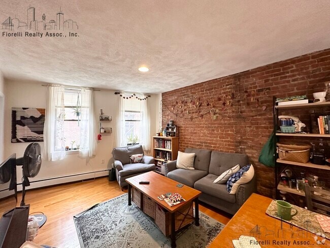 Building Photo - 40 Lewis St Unit 2 Rental