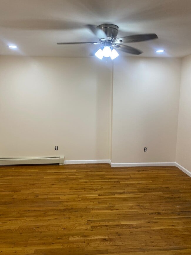 Photo - 1529 Parker St Unit 1