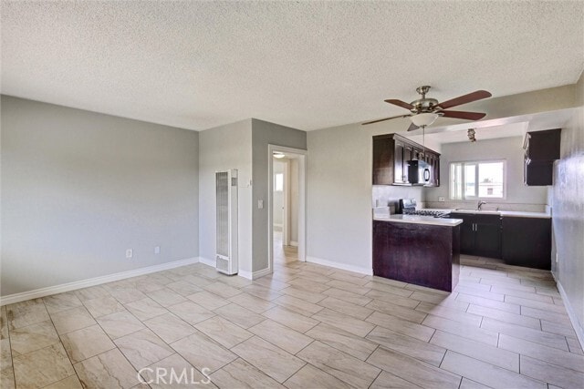 Building Photo - 14817 Lemoli Ave Unit 8