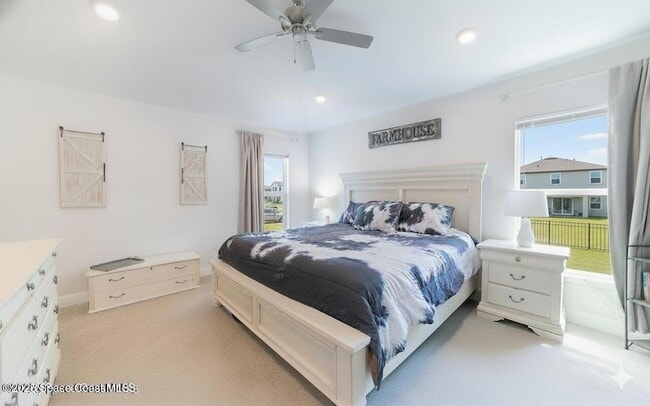 Photo - 814 Moment St