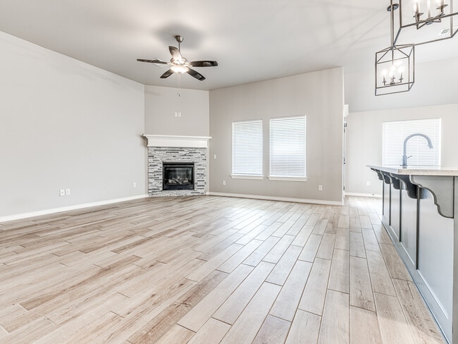 Photo - 3716 Pettit Blvd