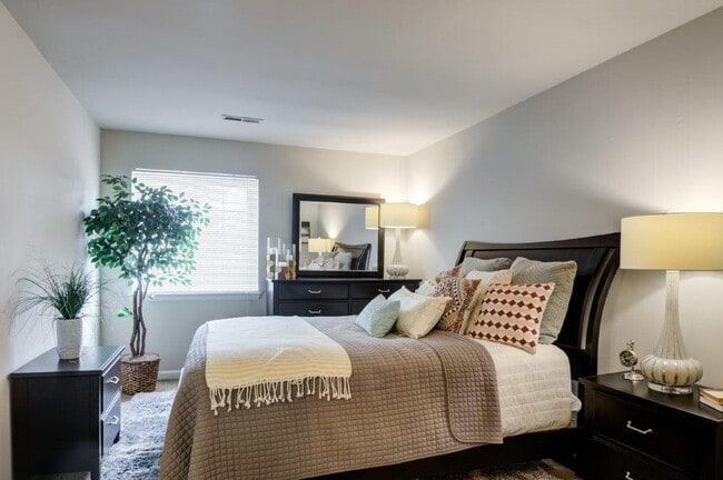 Eagles Crest Apartment Homes
