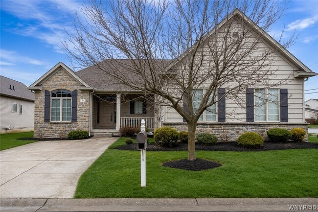 Building Photo - 9 Hidden Creek Ct