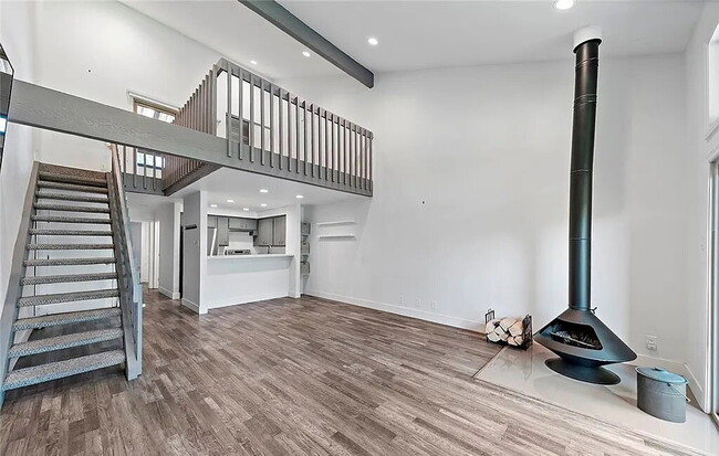 Well-Appointed Unit with Quality Finishes