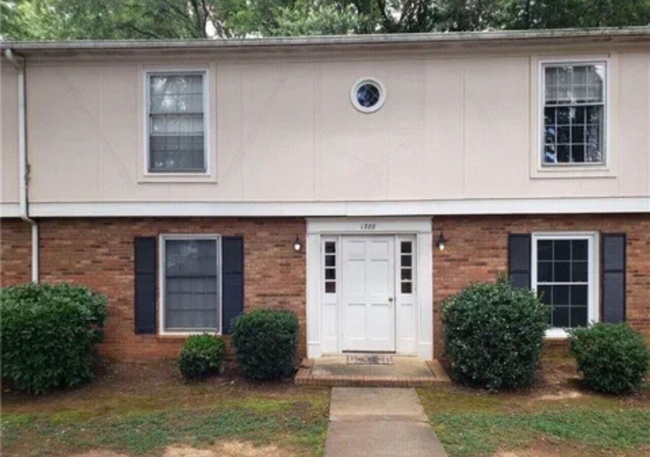 Photo - Completely Remodeled 2-Bedroom, 1.5 Bathro...