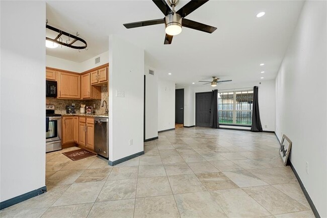 Photo - 4960 Milwee St Rental