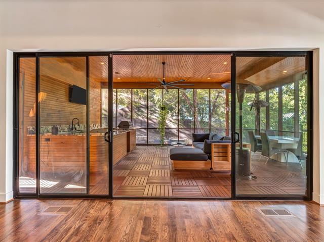 Photo - 8635 San Leandro Dr