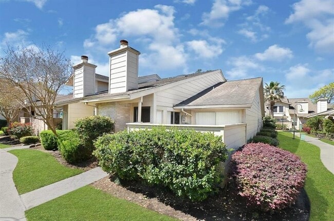 Photo - 13026 Leader St Condo Unit 952