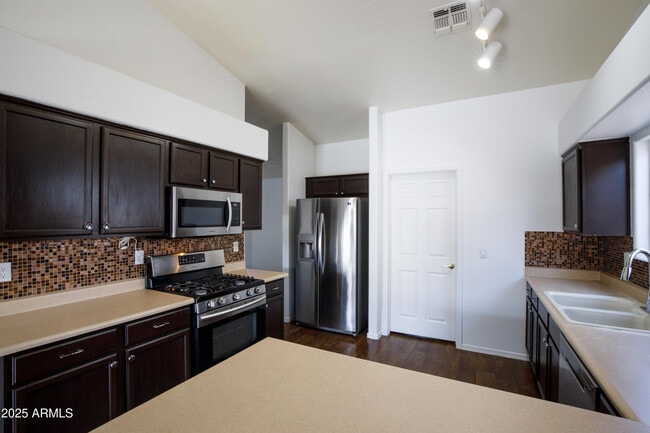 Photo - 909 E Harwell Rd