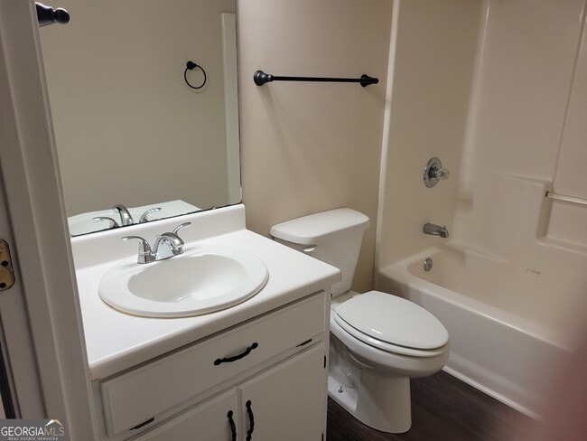 Photo - 5 Rockcreek Dr