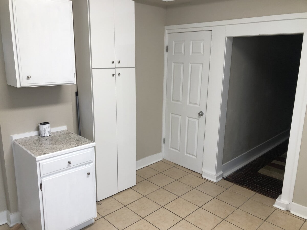 Photo - 675 Jefferson St