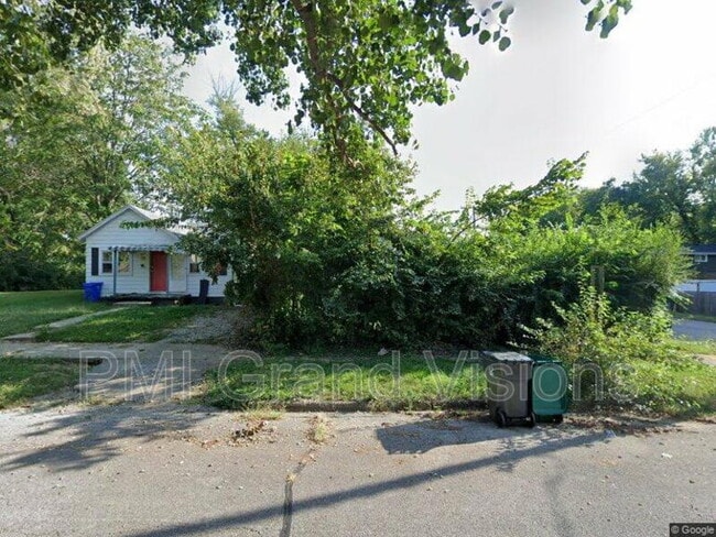 Building Photo - 1057 W Howard St Rental