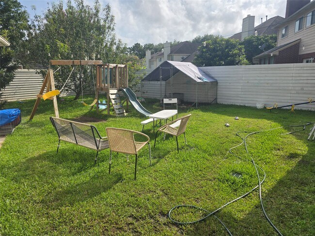 Photo - 215 Birch Hill Dr