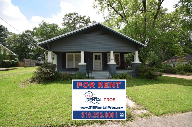 Spacious home walking distance to LaTech - Spacious home walking distance to LaTech