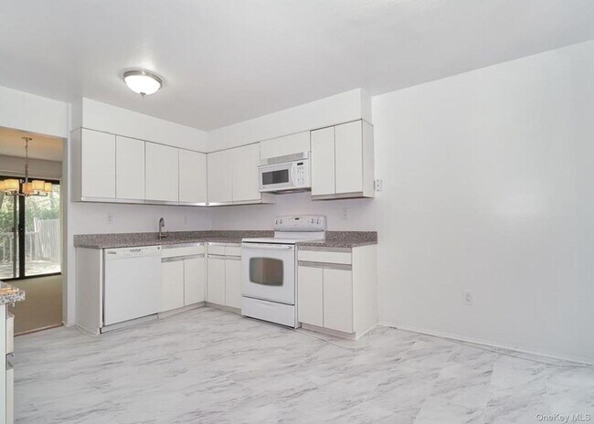 Photo - 277 Vista Dr