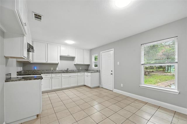 Photo - 6520 Lovett Ave