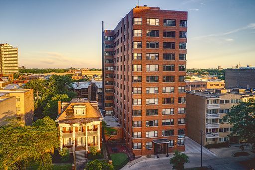 Photo - 5858 N Sheridan Rd Condo Unit 306