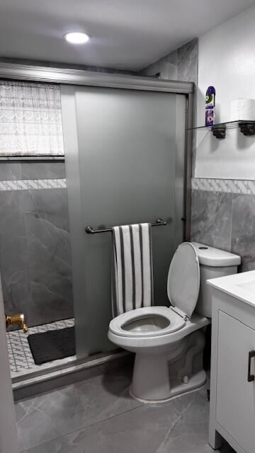 Photo - 2000 NE 51st Ct