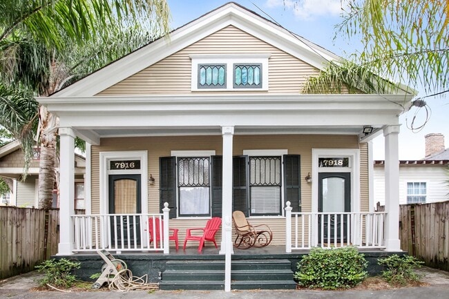 Building Photo - 7916-18 Hickory Unit 7916