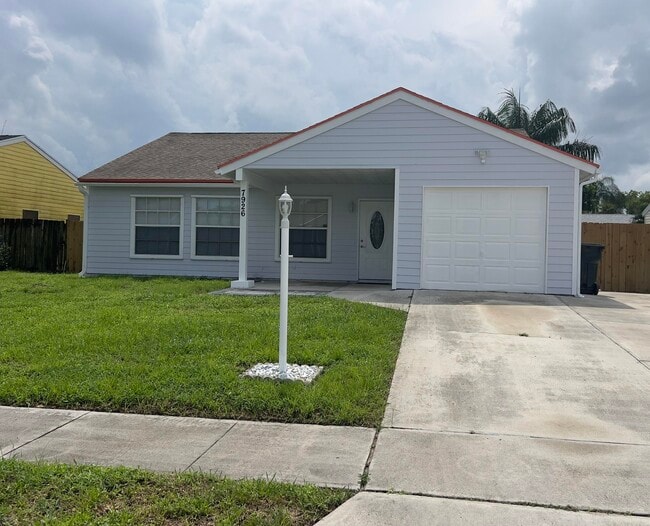 Building Photo - 7926 Burlwood Ln Rental