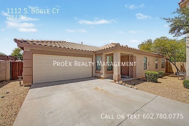 Building Photo - 1112 S Bogle Ct