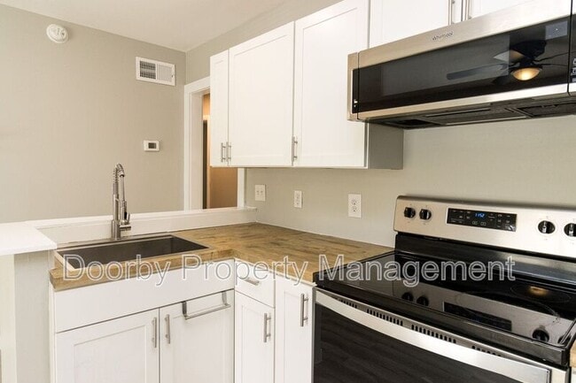 Photo - 903 Forest Dale Ln Unidad A