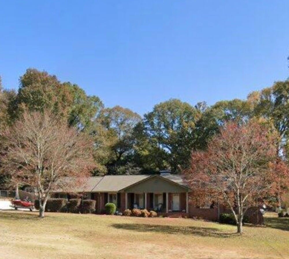 Photo - 650 Azalea Dr